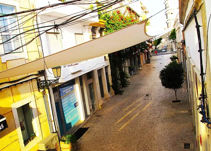 Senhor Gigi Πανσιόν